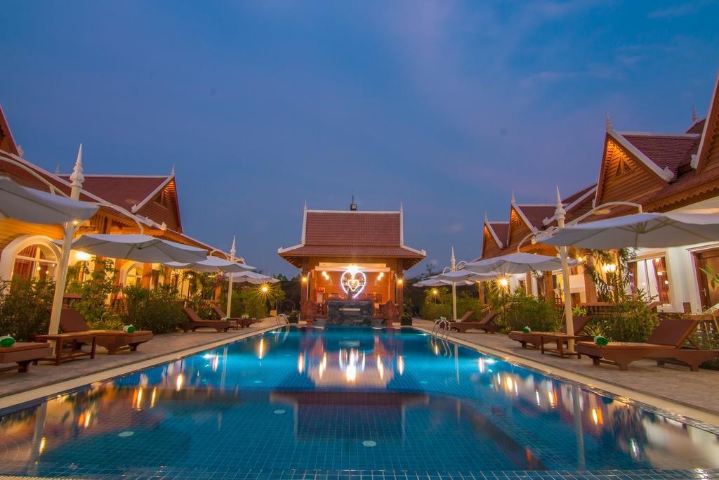 Ravorn Villa Boutique Battambang Exterior foto