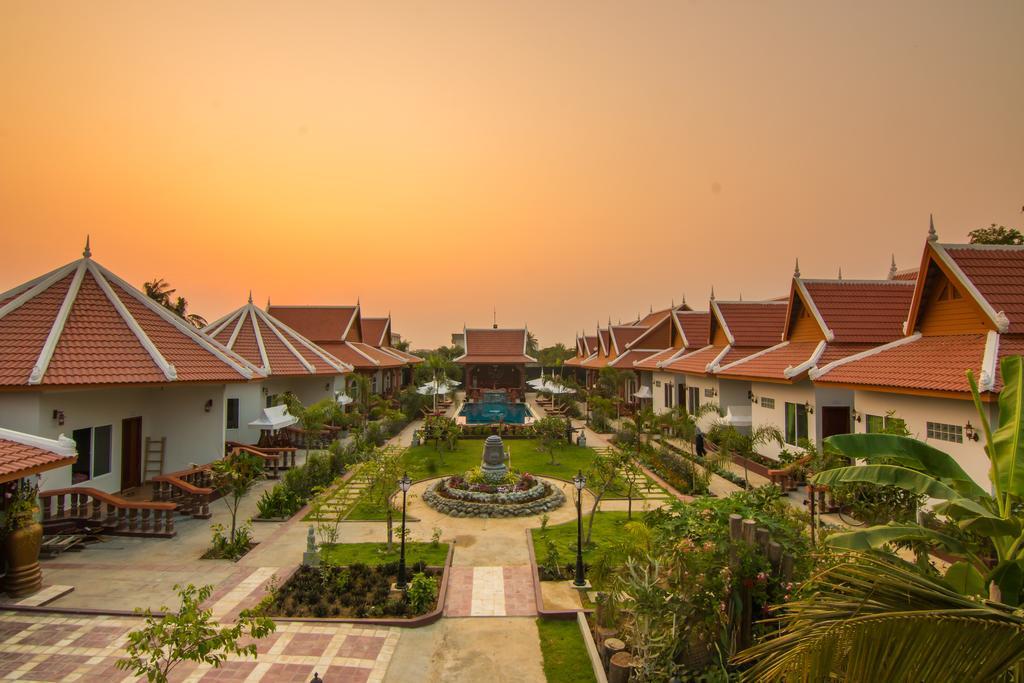 Ravorn Villa Boutique Battambang Exterior foto