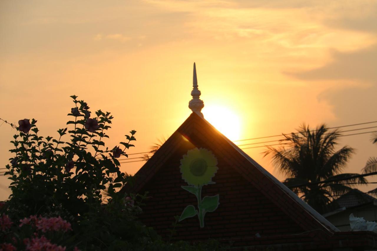 Ravorn Villa Boutique Battambang Exterior foto